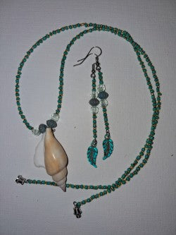 Shell jewelry set